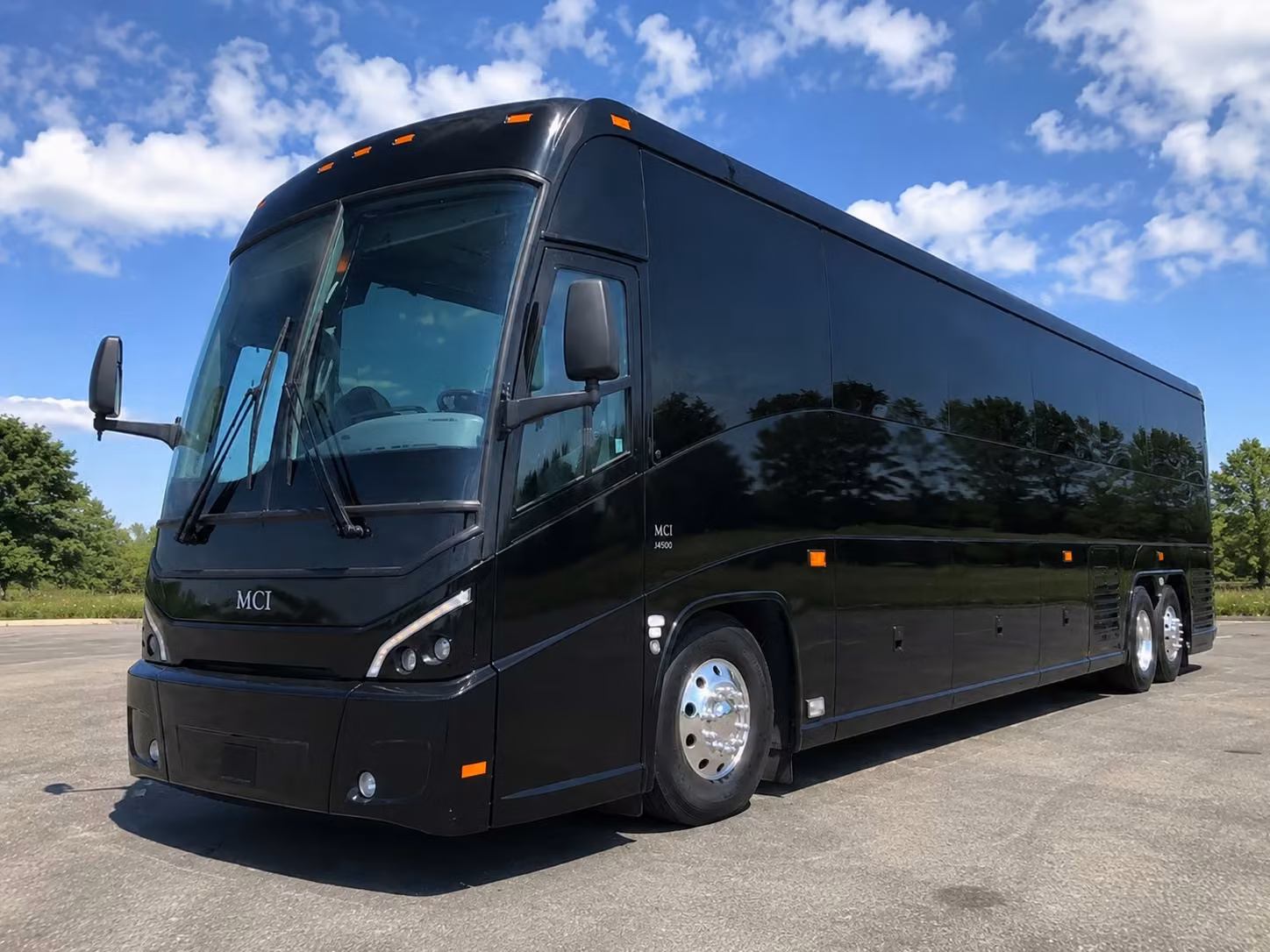 airport transfers and long distance group travel from waterloo