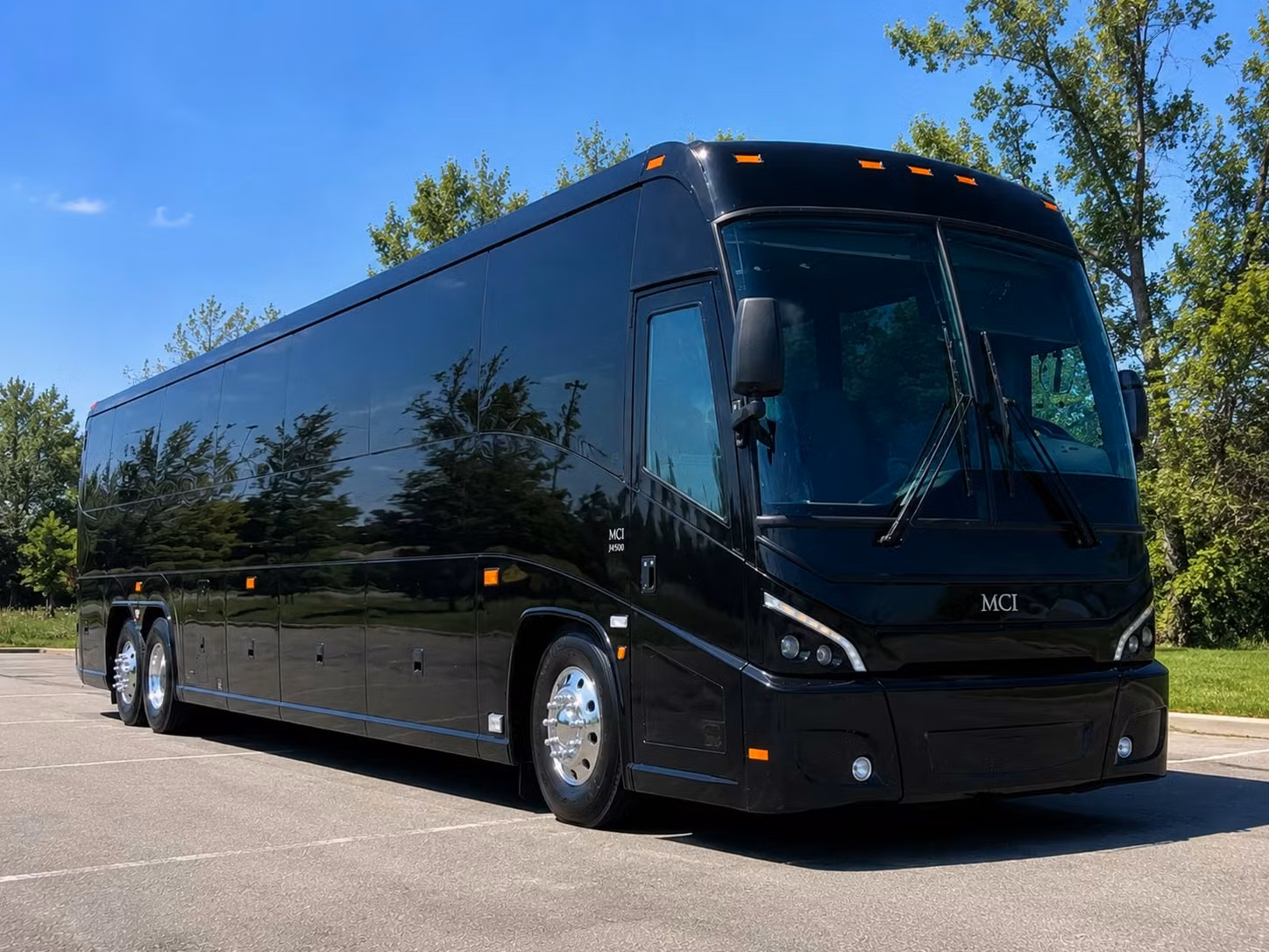 waterloo charter bus rental exterior