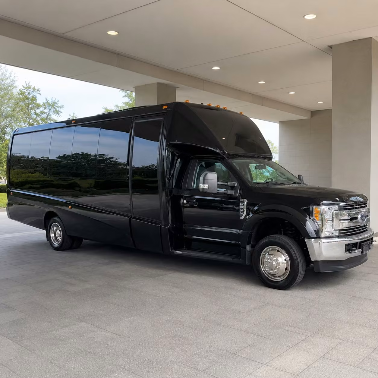 waterloo prom party bus rentals with the amenities your group will love